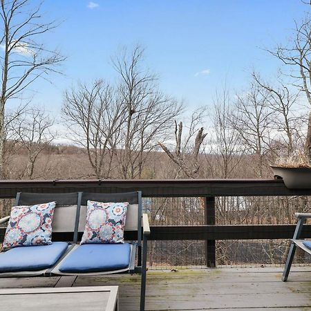 Come Experience The Pocono Mountains Like Never Before! タナーズビル エクステリア 写真